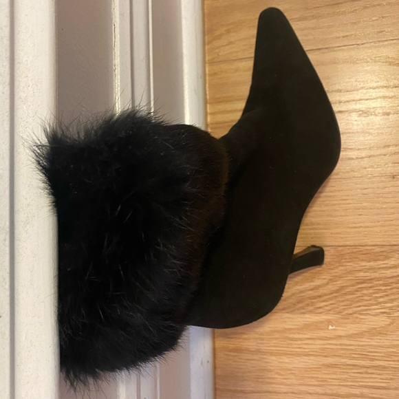 Vintage Stuart Weitzman rabbit fur trimmed booties - Picture 3 of 5